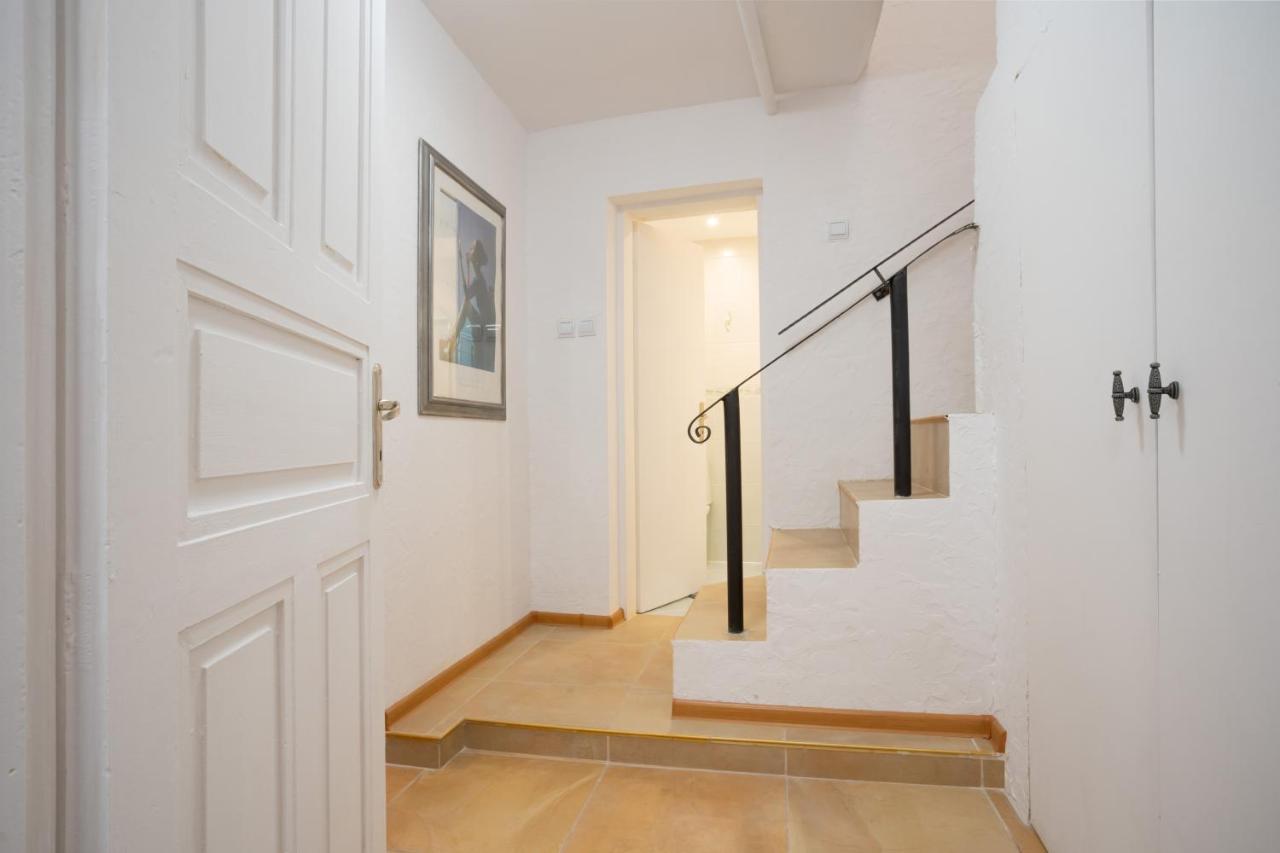 Tsarevets Panoramic Apartments 大特尔诺沃 外观 照片