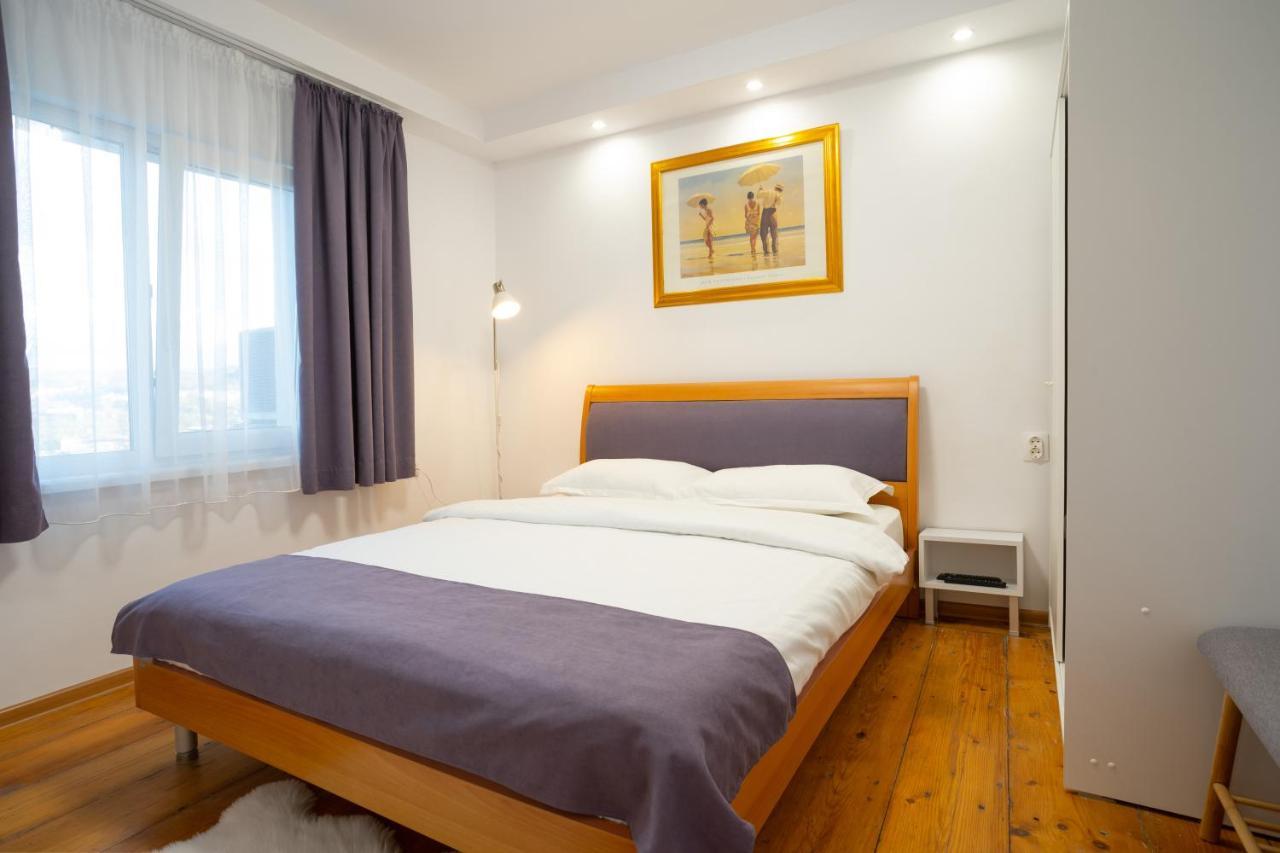 Tsarevets Panoramic Apartments 大特尔诺沃 外观 照片