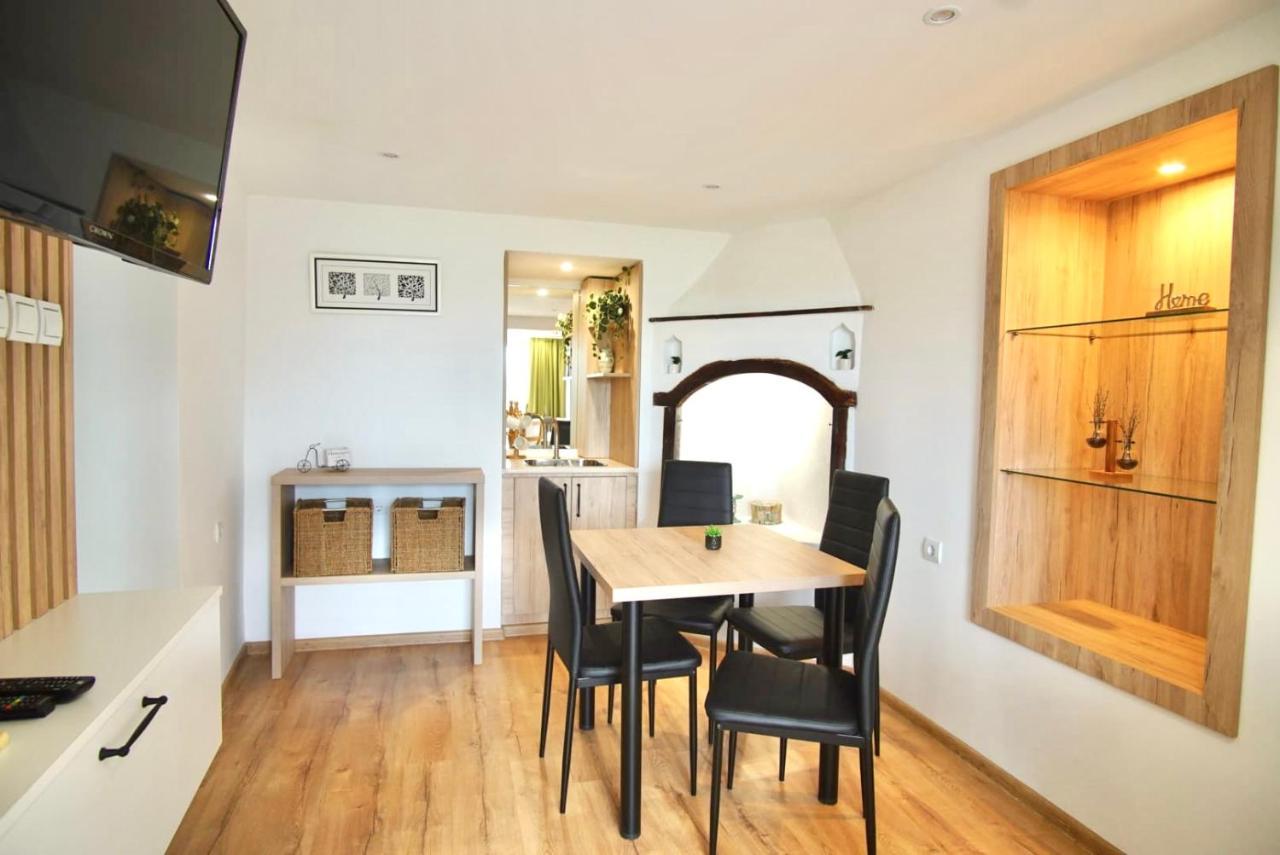 Tsarevets Panoramic Apartments 大特尔诺沃 外观 照片